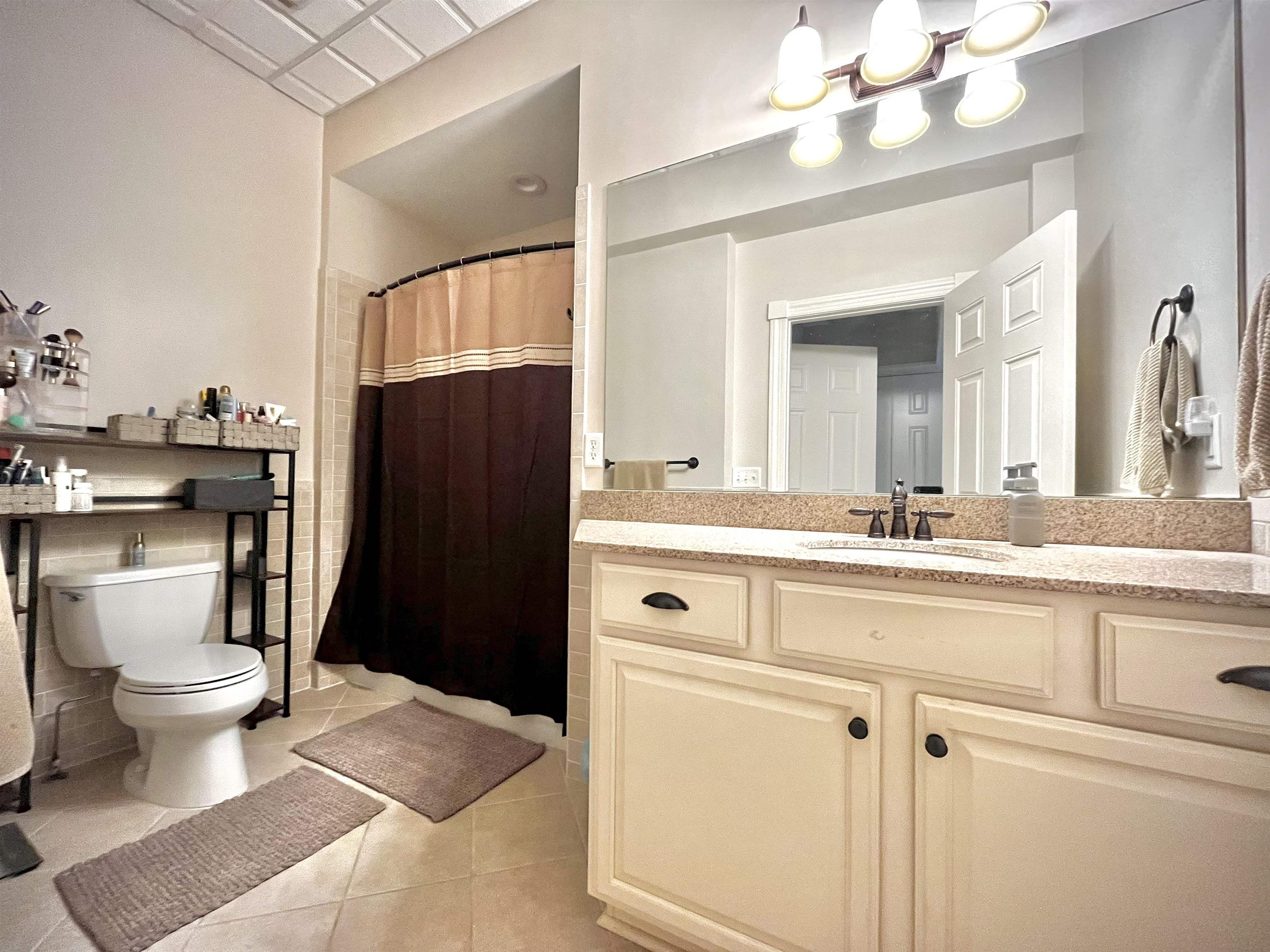 100 VILLAGE DR, STAUNTON, Virginia 24401, 2 Bedrooms Bedrooms, ,2 BathroomsBathrooms,Residential,THE BINDERY -A CONDOMINIUM,100 VILLAGE DR,674526 MLS # 674526 100 VILLAGE DR, STAUNTON, Virginia 24401, 2 Bedrooms Bedrooms, ,2 BathroomsBathrooms,Residential,THE BINDERY -A CONDOMINIUM,100 VILLAGE DR,674526 MLS # 674526