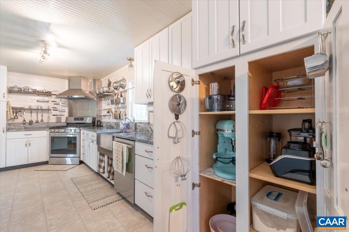 1196 ALLEN FARM LN, EARLYSVILLE, Virginia 22936, 4 Bedrooms Bedrooms, ,3 BathroomsBathrooms,Residential,1196 ALLEN FARM LN,674541 MLS # 674541