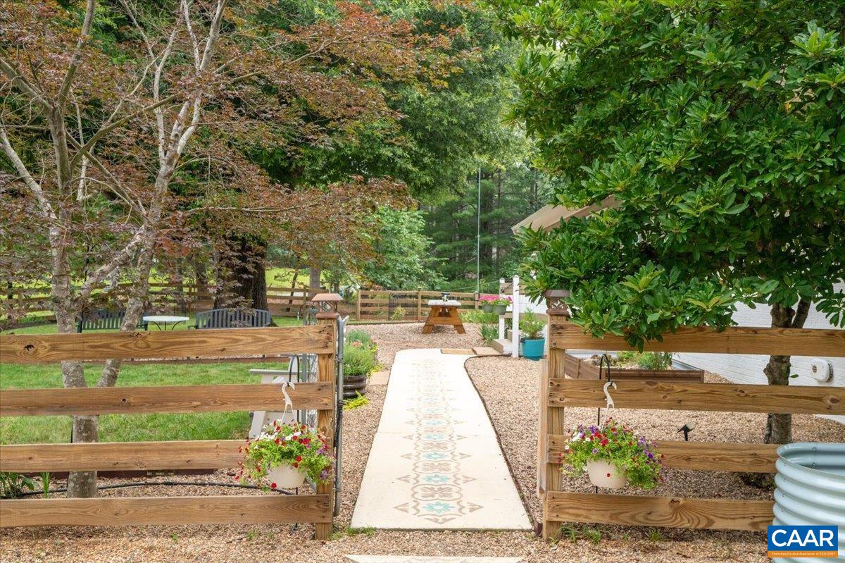 1196 ALLEN FARM LN, EARLYSVILLE, Virginia 22936, 4 Bedrooms Bedrooms, ,3 BathroomsBathrooms,Residential,1196 ALLEN FARM LN,674541 MLS # 674541