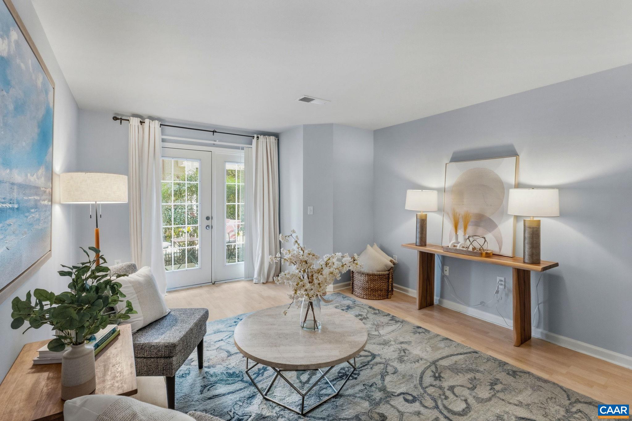 720 WALKER SQ, CHARLOTTESVILLE, Virginia 22903, 1 Bedroom Bedrooms, ,1 BathroomBathrooms,Residential,720 WALKER SQ,674543 MLS # 674543