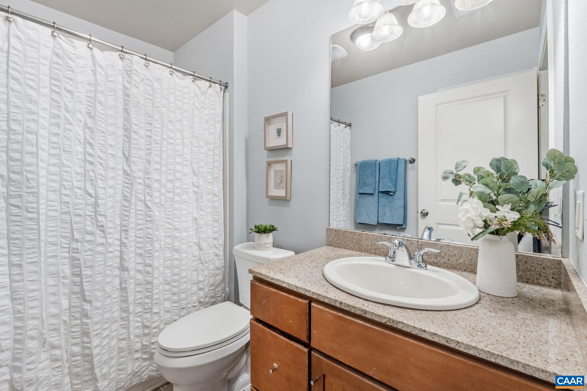 720 WALKER SQ, CHARLOTTESVILLE, Virginia 22903, 1 Bedroom Bedrooms, ,1 BathroomBathrooms,Residential,720 WALKER SQ,674543 MLS # 674543