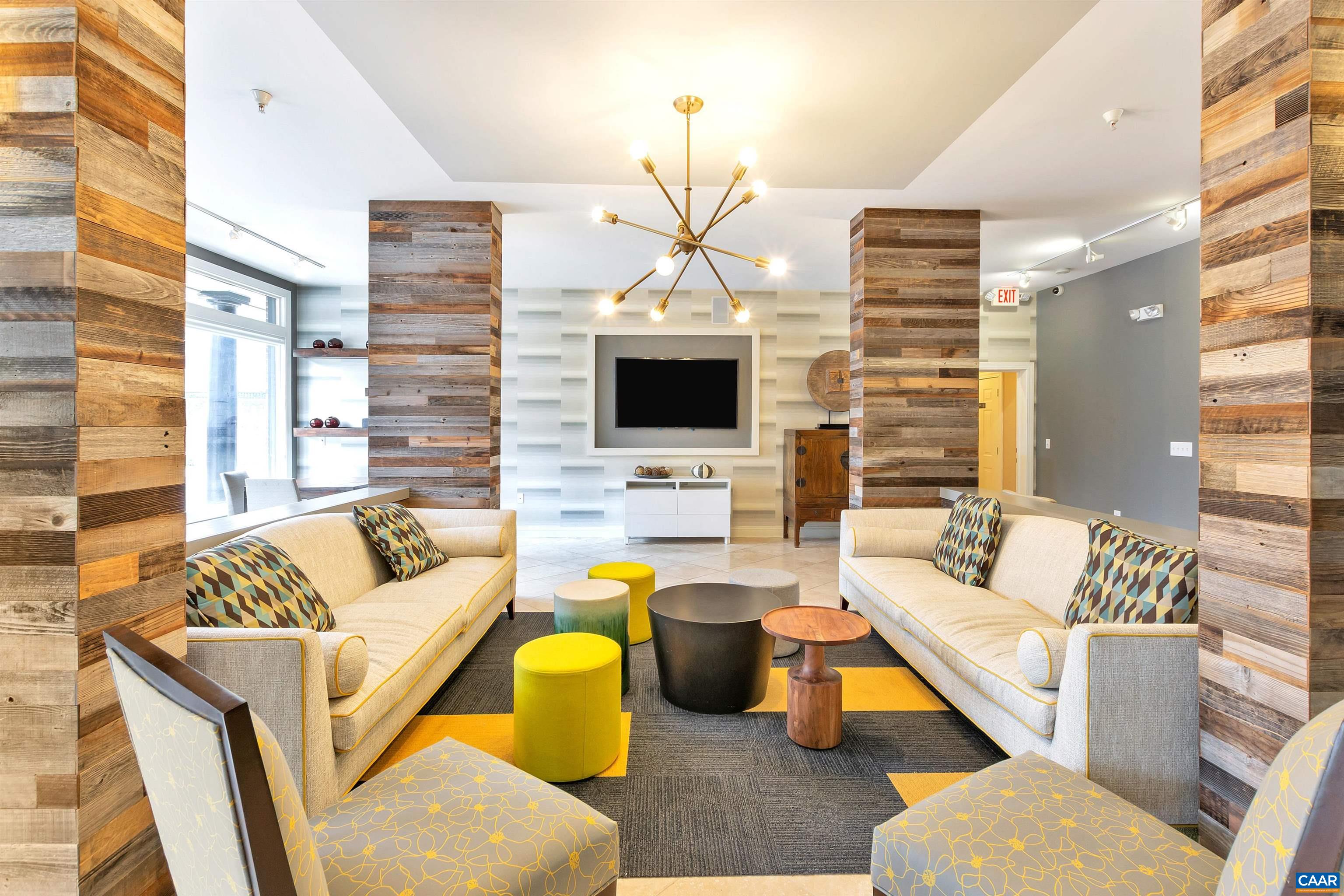 720 WALKER SQ, CHARLOTTESVILLE, Virginia 22903, 1 Bedroom Bedrooms, ,1 BathroomBathrooms,Residential,720 WALKER SQ,674543 MLS # 674543