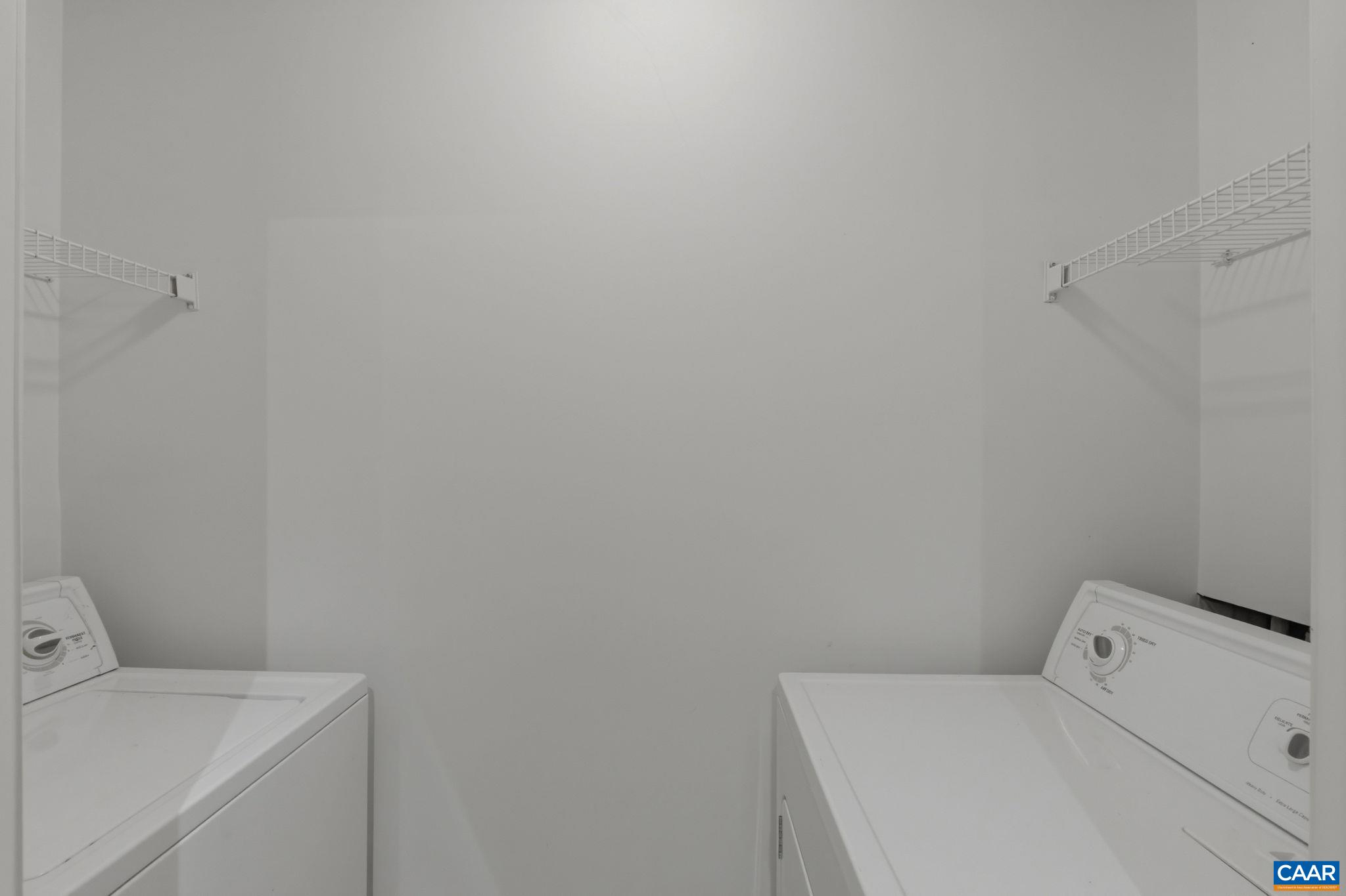 720 WALKER SQ, CHARLOTTESVILLE, Virginia 22903, 1 Bedroom Bedrooms, ,1 BathroomBathrooms,Residential,720 WALKER SQ,674543 MLS # 674543