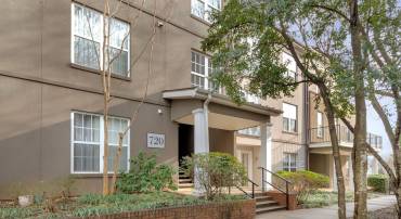 720 WALKER SQ, CHARLOTTESVILLE, Virginia 22903, 1 Bedroom Bedrooms, ,1 BathroomBathrooms,Residential,720 WALKER SQ,674543 MLS # 674543