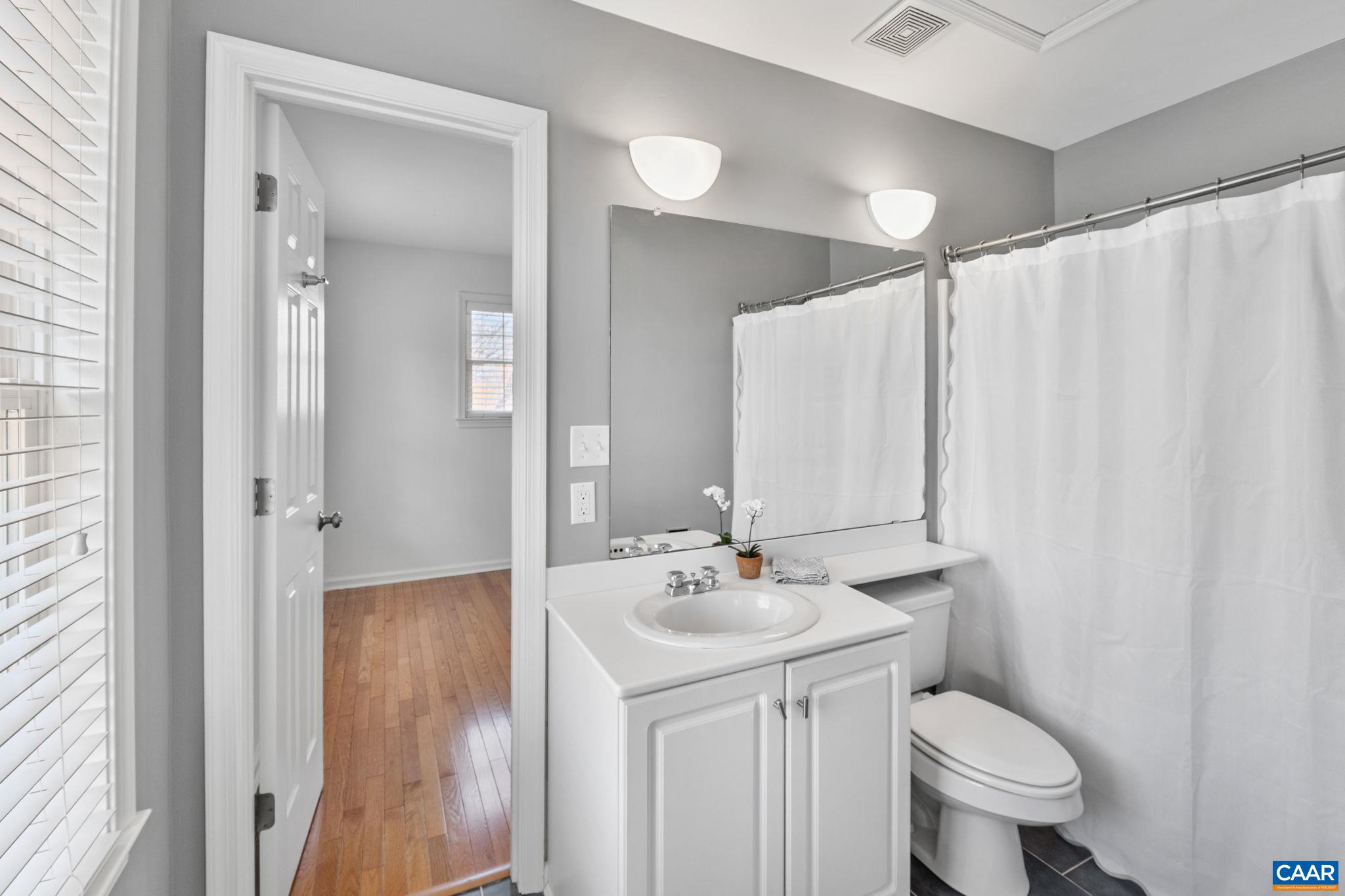 820 FIELDHAVEN DR, CHARLOTTESVILLE, Virginia 22903, 3 Bedrooms Bedrooms, ,2 BathroomsBathrooms,Residential,820 FIELDHAVEN DR,674555 MLS # 674555