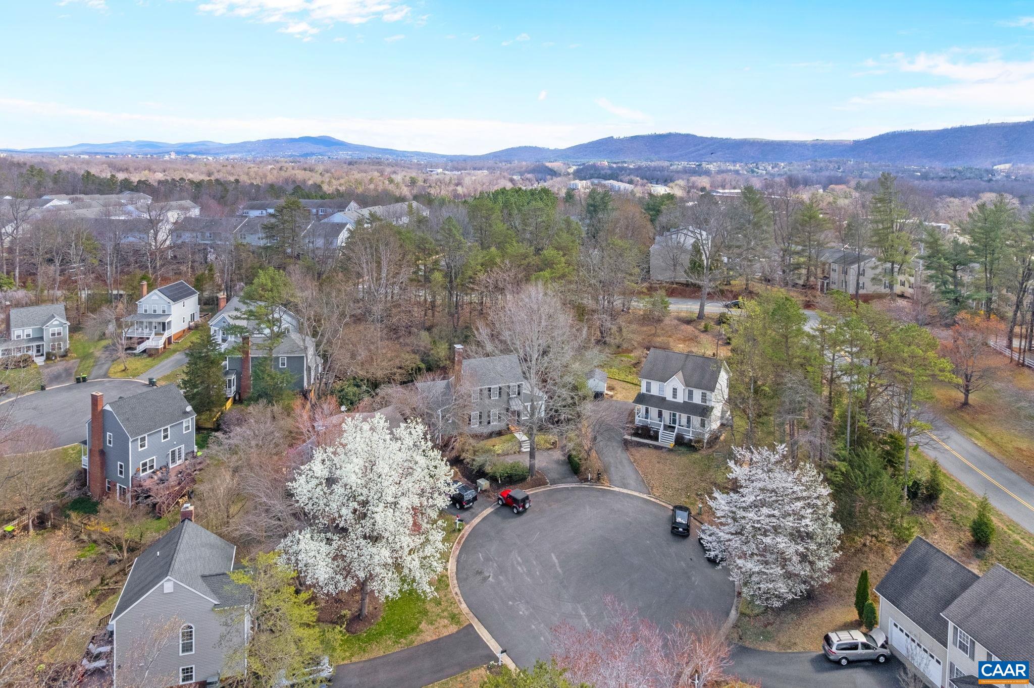 820 FIELDHAVEN DR, CHARLOTTESVILLE, Virginia 22903, 3 Bedrooms Bedrooms, ,2 BathroomsBathrooms,Residential,820 FIELDHAVEN DR,674555 MLS # 674555