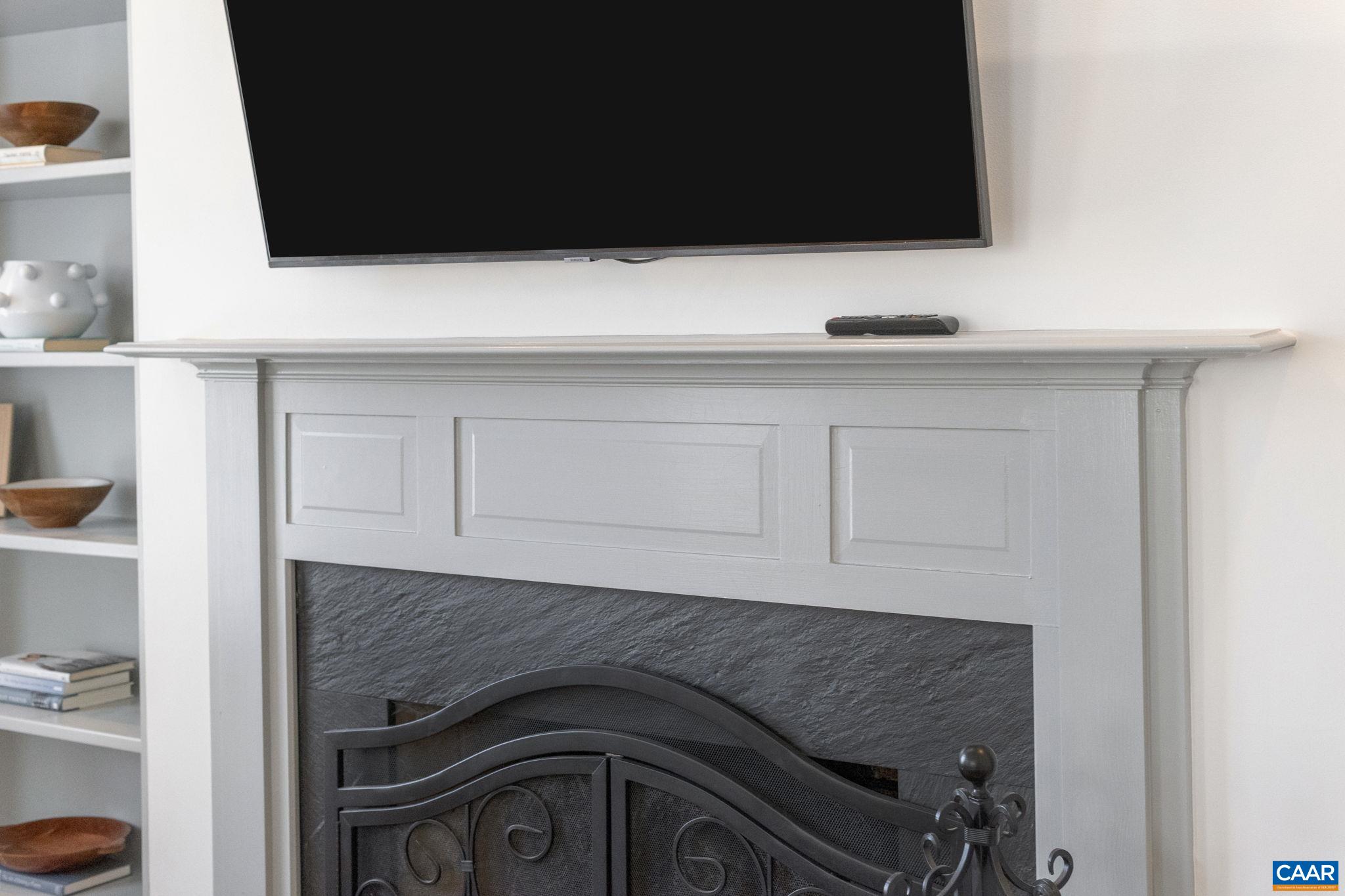 820 FIELDHAVEN DR, CHARLOTTESVILLE, Virginia 22903, 3 Bedrooms Bedrooms, ,2 BathroomsBathrooms,Residential,820 FIELDHAVEN DR,674555 MLS # 674555