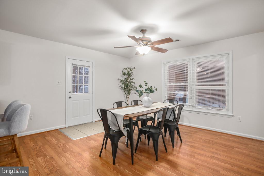 323 BURMAN LN, FREDERICKSBURG, Virginia 22407, 3 Bedrooms Bedrooms, ,2 BathroomsBathrooms,Residential,323 BURMAN LN,VASP2039006 MLS # VASP2039006