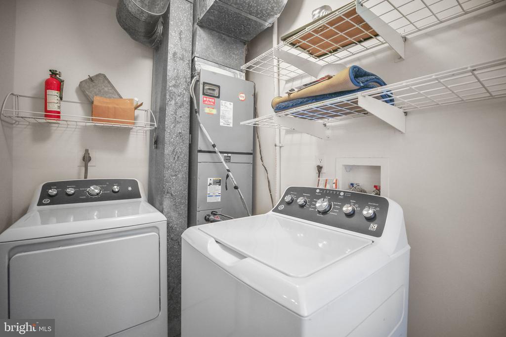 323 BURMAN LN, FREDERICKSBURG, Virginia 22407, 3 Bedrooms Bedrooms, ,2 BathroomsBathrooms,Residential,323 BURMAN LN,VASP2039006 MLS # VASP2039006