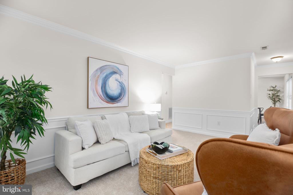 323 BURMAN LN, FREDERICKSBURG, Virginia 22407, 3 Bedrooms Bedrooms, ,2 BathroomsBathrooms,Residential,323 BURMAN LN,VASP2039006 MLS # VASP2039006