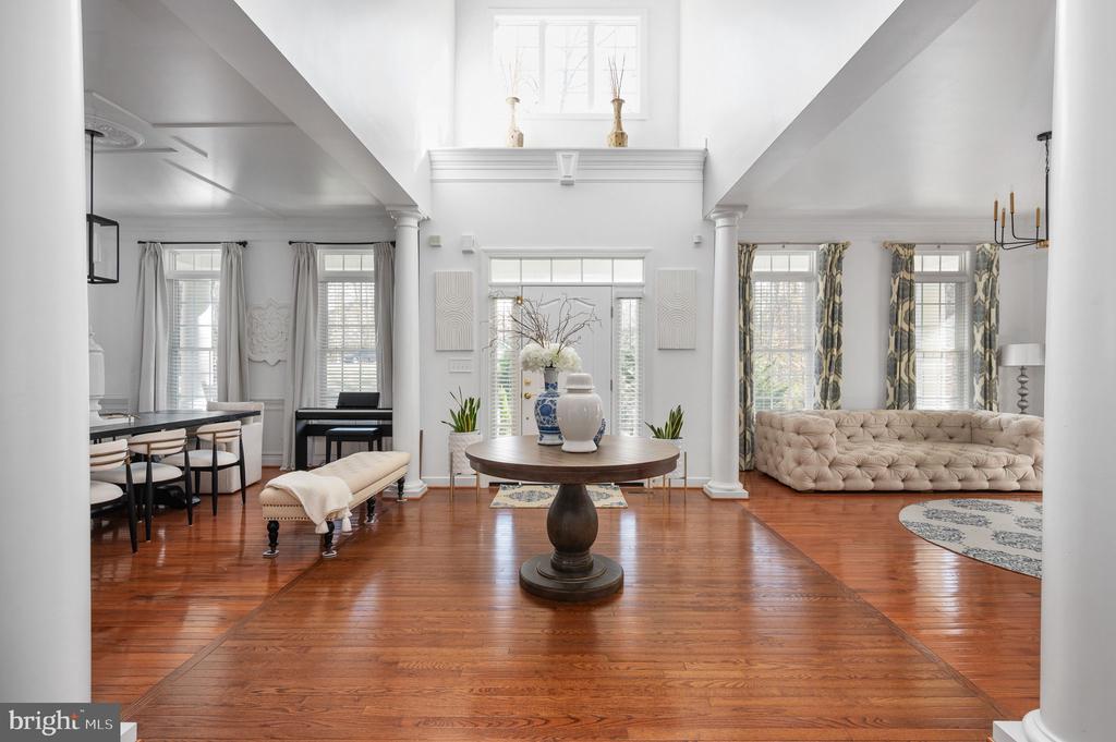 12500 WYE OAKS LN, FREDERICKSBURG, Virginia 22407, 6 Bedrooms Bedrooms, ,5 BathroomsBathrooms,Residential,12500 WYE OAKS LN,VASP2039444 MLS # VASP2039444