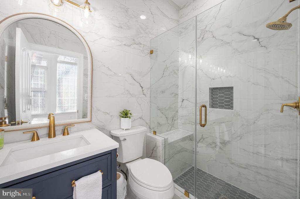 12500 WYE OAKS LN, FREDERICKSBURG, Virginia 22407, 6 Bedrooms Bedrooms, ,5 BathroomsBathrooms,Residential,12500 WYE OAKS LN,VASP2039444 MLS # VASP2039444