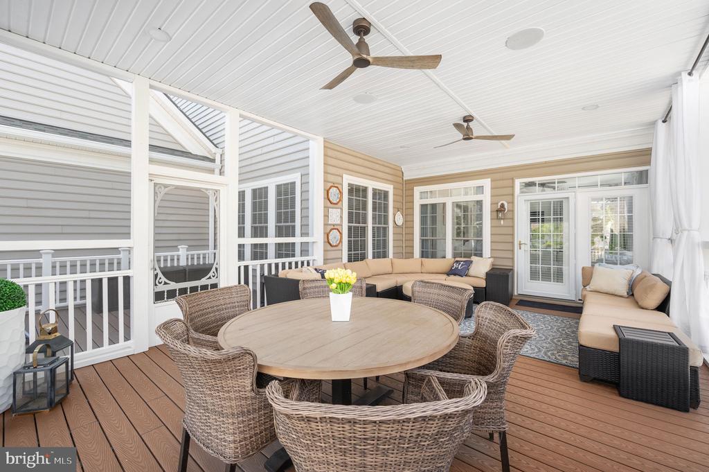 12500 WYE OAKS LN, FREDERICKSBURG, Virginia 22407, 6 Bedrooms Bedrooms, ,5 BathroomsBathrooms,Residential,12500 WYE OAKS LN,VASP2039444 MLS # VASP2039444