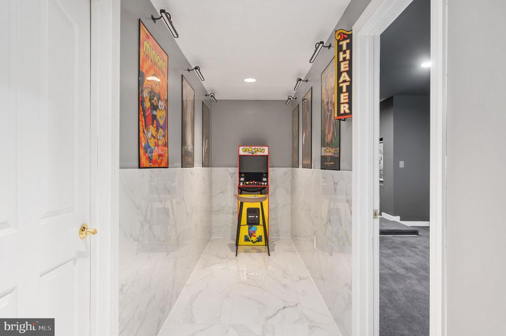 12500 WYE OAKS LN, FREDERICKSBURG, Virginia 22407, 6 Bedrooms Bedrooms, ,5 BathroomsBathrooms,Residential,12500 WYE OAKS LN,VASP2039444 MLS # VASP2039444