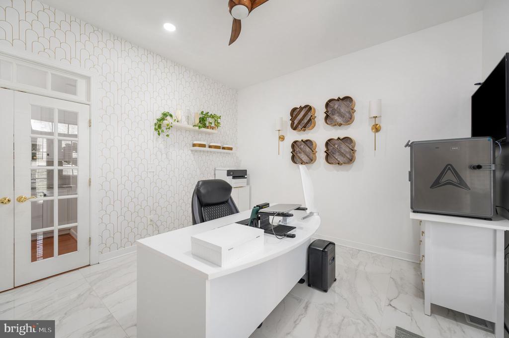 12500 WYE OAKS LN, FREDERICKSBURG, Virginia 22407, 6 Bedrooms Bedrooms, ,5 BathroomsBathrooms,Residential,12500 WYE OAKS LN,VASP2039444 MLS # VASP2039444