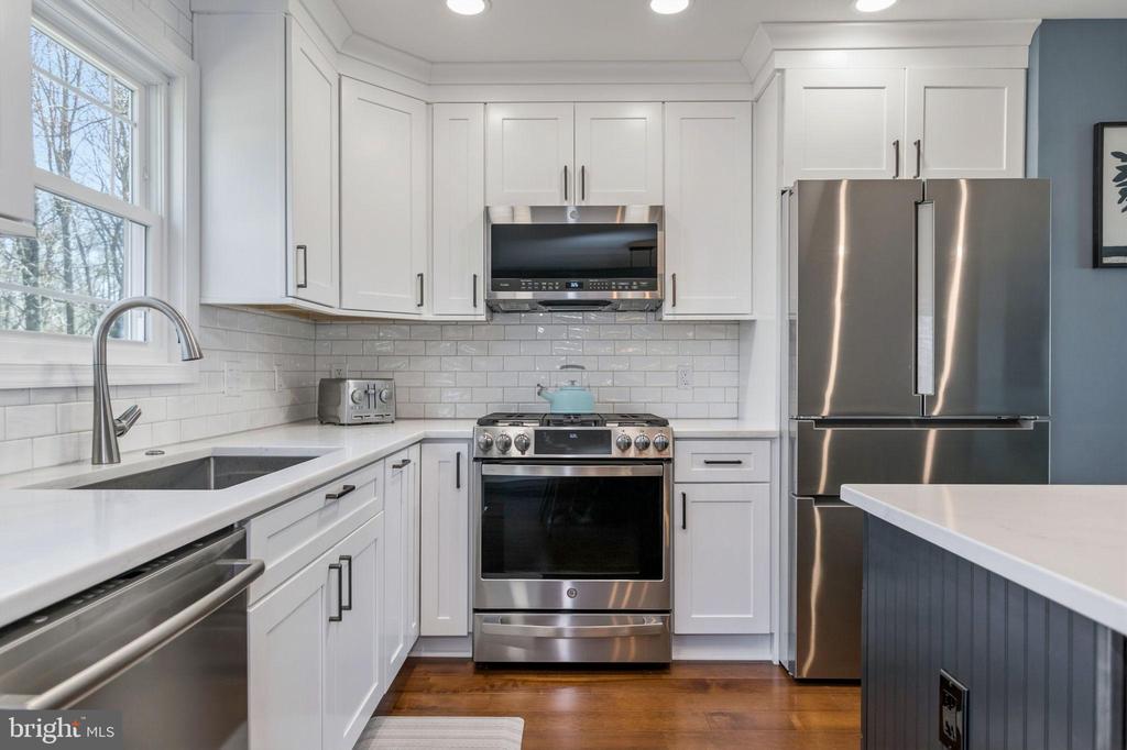 11205 SURRY WOODS, FREDERICKSBURG, Virginia 22407, 3 Bedrooms Bedrooms, ,2 BathroomsBathrooms,Residential,11205 SURRY WOODS,VASP2039922 MLS # VASP2039922