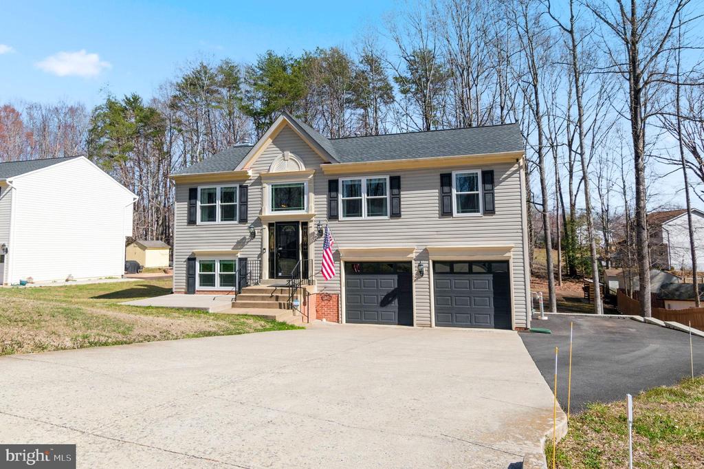 11205 SURRY WOODS, FREDERICKSBURG, Virginia 22407, 3 Bedrooms Bedrooms, ,2 BathroomsBathrooms,Residential,11205 SURRY WOODS,VASP2039922 MLS # VASP2039922