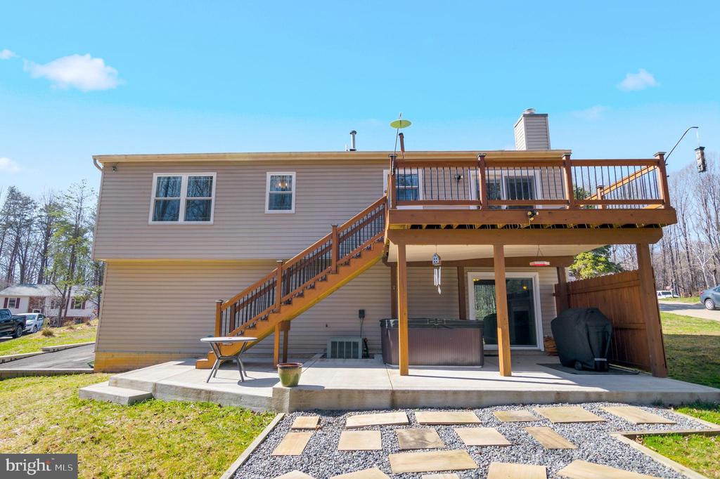 11205 SURRY WOODS, FREDERICKSBURG, Virginia 22407, 3 Bedrooms Bedrooms, ,2 BathroomsBathrooms,Residential,11205 SURRY WOODS,VASP2039922 MLS # VASP2039922