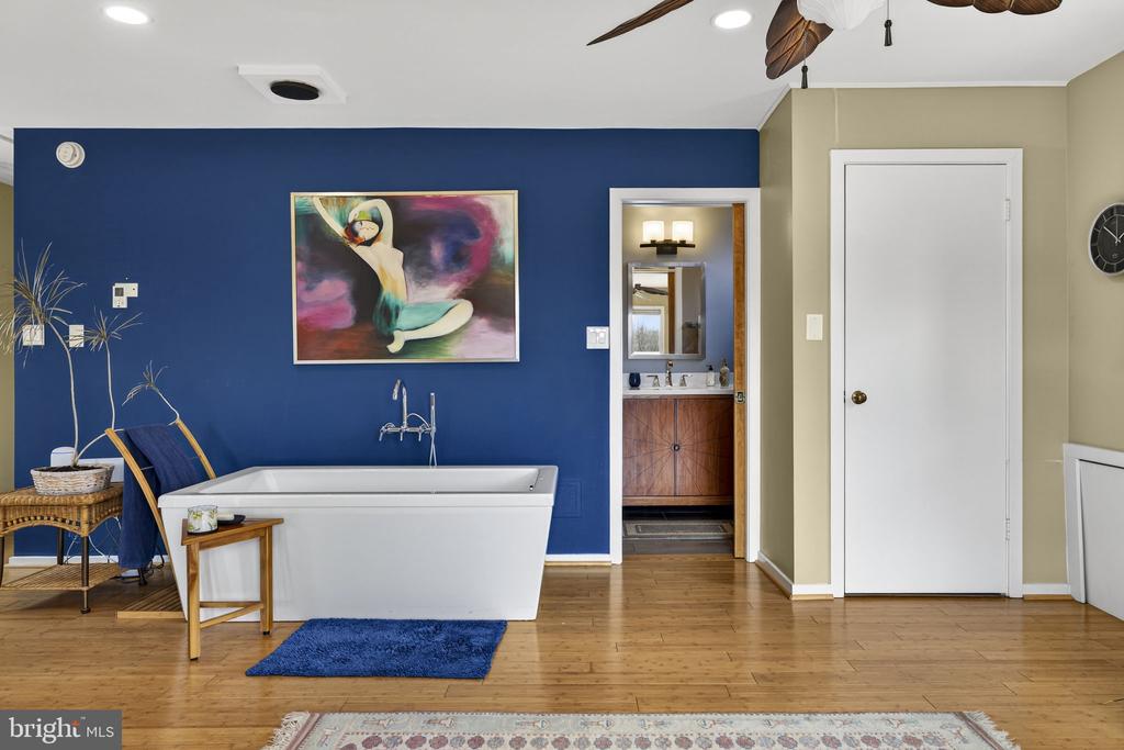 3850 COBBLER MOUNTAIN RD, DELAPLANE, Virginia, 3 Bedrooms Bedrooms, ,3 BathroomsBathrooms,Residential,3850 COBBLER MOUNTAIN RD,VAFQ2020688 MLS # VAFQ2020688