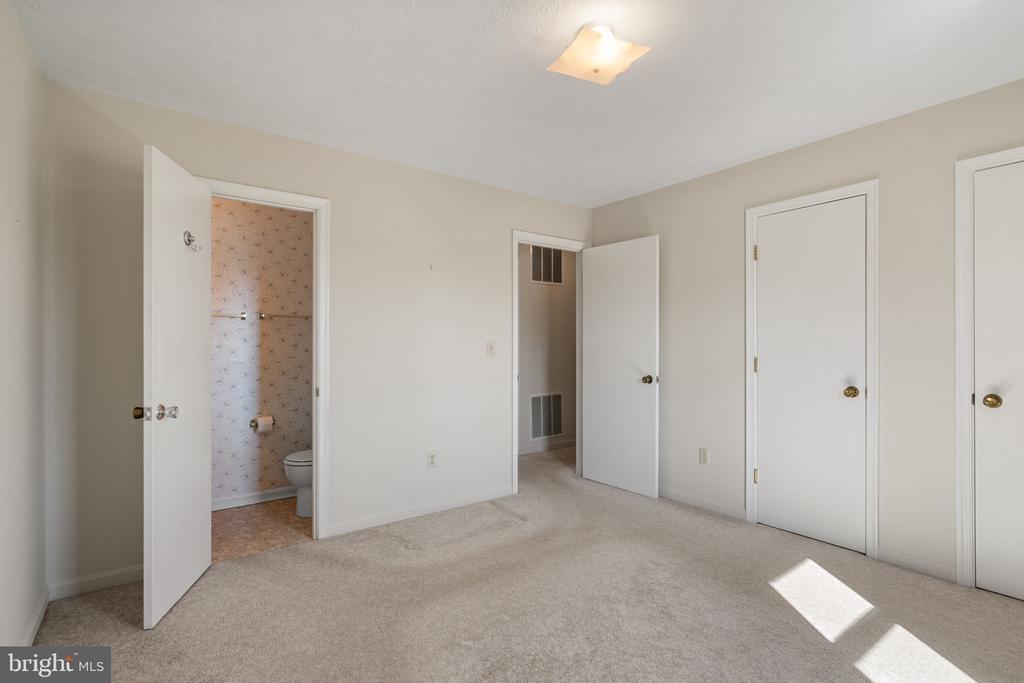 6730 W FORBES PL W, BEALETON, Virginia, 4 Bedrooms Bedrooms, ,2 BathroomsBathrooms,Residential,6730 W FORBES PL W,VAFQ2020882 MLS # VAFQ2020882