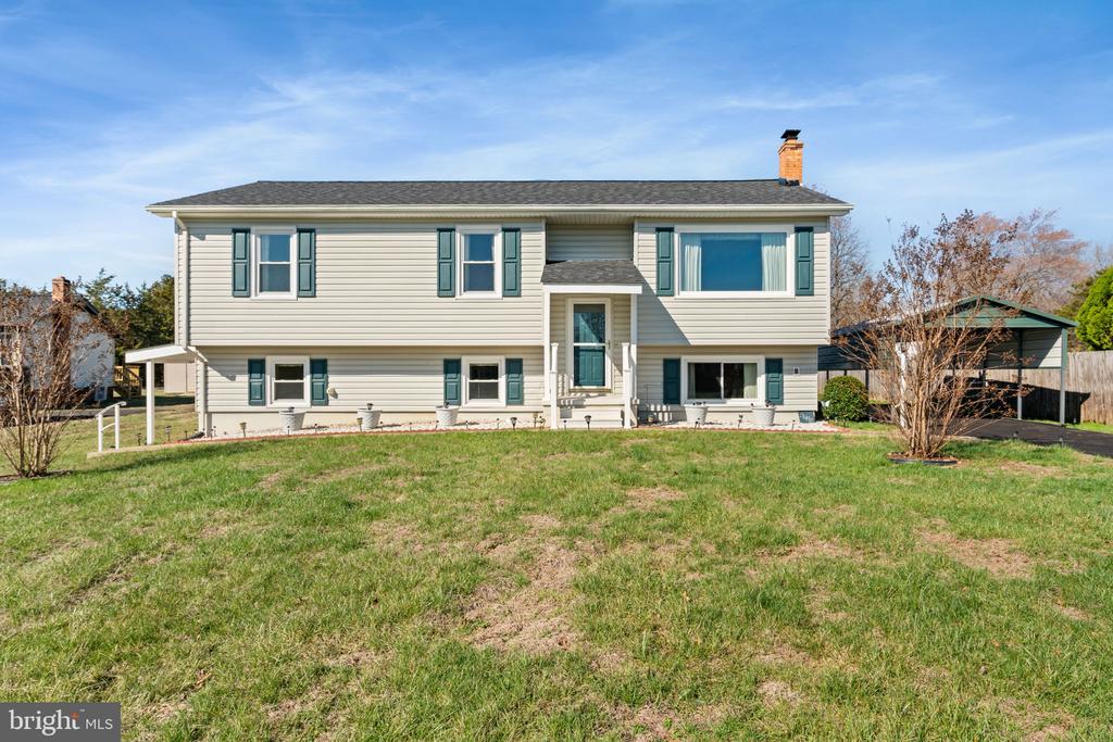 6730 W FORBES PL W, BEALETON, Virginia, 4 Bedrooms Bedrooms, ,2 BathroomsBathrooms,Residential,6730 W FORBES PL W,VAFQ2020882 MLS # VAFQ2020882