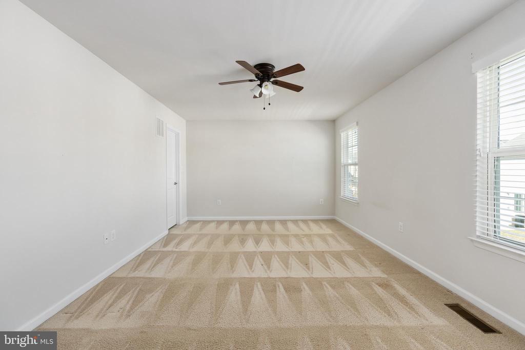 9217 WOOD CREEK CIR, FREDERICKSBURG, Virginia 22407, 4 Bedrooms Bedrooms, ,3 BathroomsBathrooms,Residential,9217 WOOD CREEK CIR,VASP2039684 MLS # VASP2039684