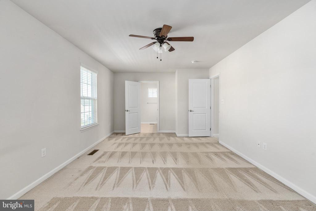 9217 WOOD CREEK CIR, FREDERICKSBURG, Virginia 22407, 4 Bedrooms Bedrooms, ,3 BathroomsBathrooms,Residential,9217 WOOD CREEK CIR,VASP2039684 MLS # VASP2039684