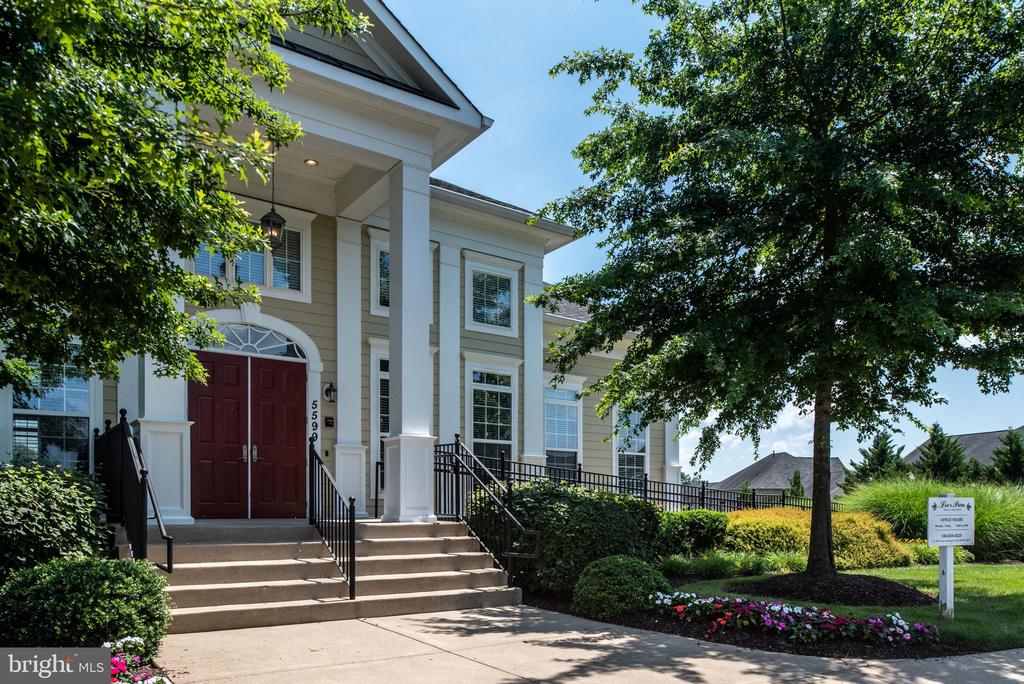 9217 WOOD CREEK CIR, FREDERICKSBURG, Virginia 22407, 4 Bedrooms Bedrooms, ,3 BathroomsBathrooms,Residential,9217 WOOD CREEK CIR,VASP2039684 MLS # VASP2039684