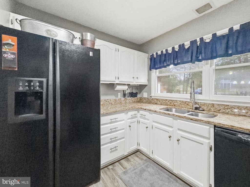 1353 LAKEVIEW PKWY, LOCUST GROVE, Virginia 22508, 3 Bedrooms Bedrooms, ,2 BathroomsBathrooms,Residential,1353 LAKEVIEW PKWY,VAOR2013500 MLS # VAOR2013500