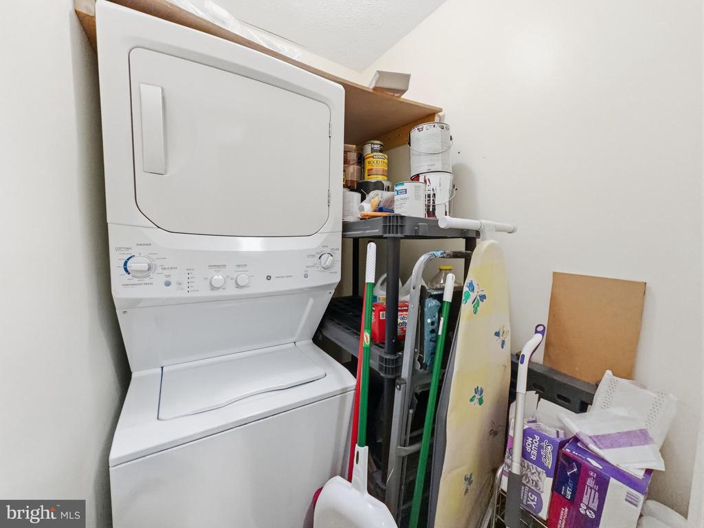 1353 LAKEVIEW PKWY, LOCUST GROVE, Virginia 22508, 3 Bedrooms Bedrooms, ,2 BathroomsBathrooms,Residential,1353 LAKEVIEW PKWY,VAOR2013500 MLS # VAOR2013500