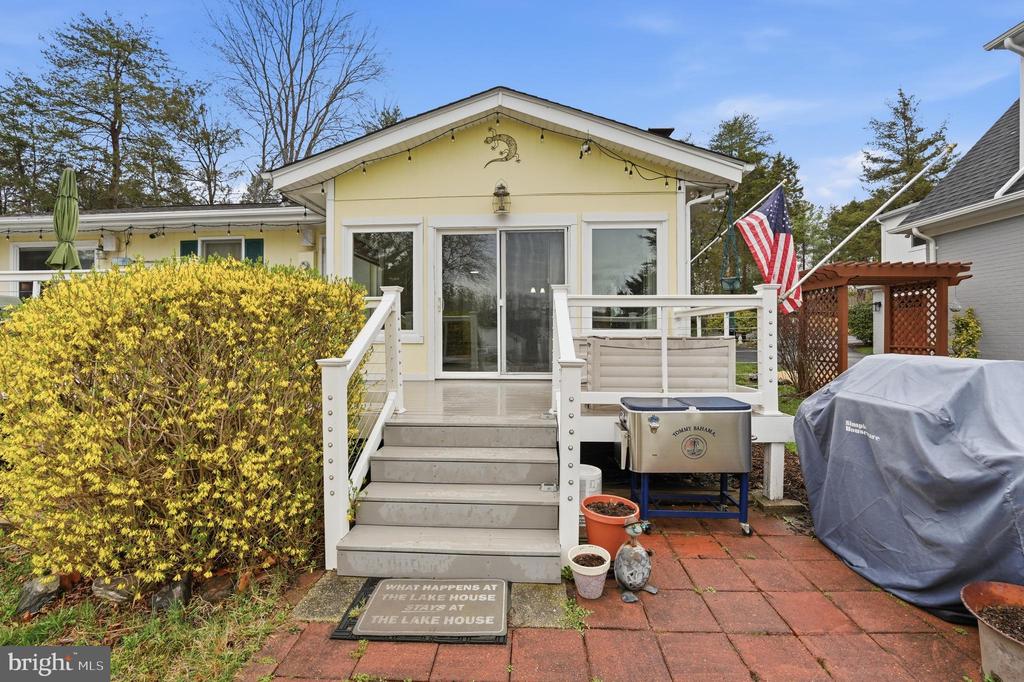 1353 LAKEVIEW PKWY, LOCUST GROVE, Virginia 22508, 3 Bedrooms Bedrooms, ,2 BathroomsBathrooms,Residential,1353 LAKEVIEW PKWY,VAOR2013500 MLS # VAOR2013500