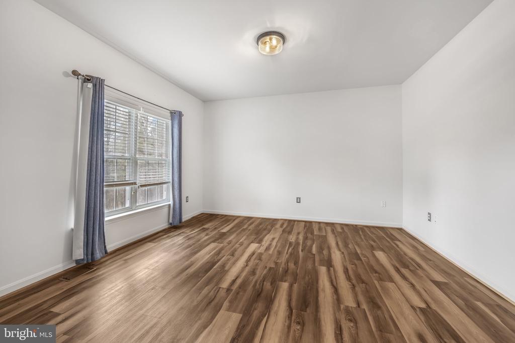 4318 BRIDLEPATH CT, FREDERICKSBURG, Virginia 22408, 4 Bedrooms Bedrooms, ,3 BathroomsBathrooms,Residential,4318 BRIDLEPATH CT,VASP2039854 MLS # VASP2039854