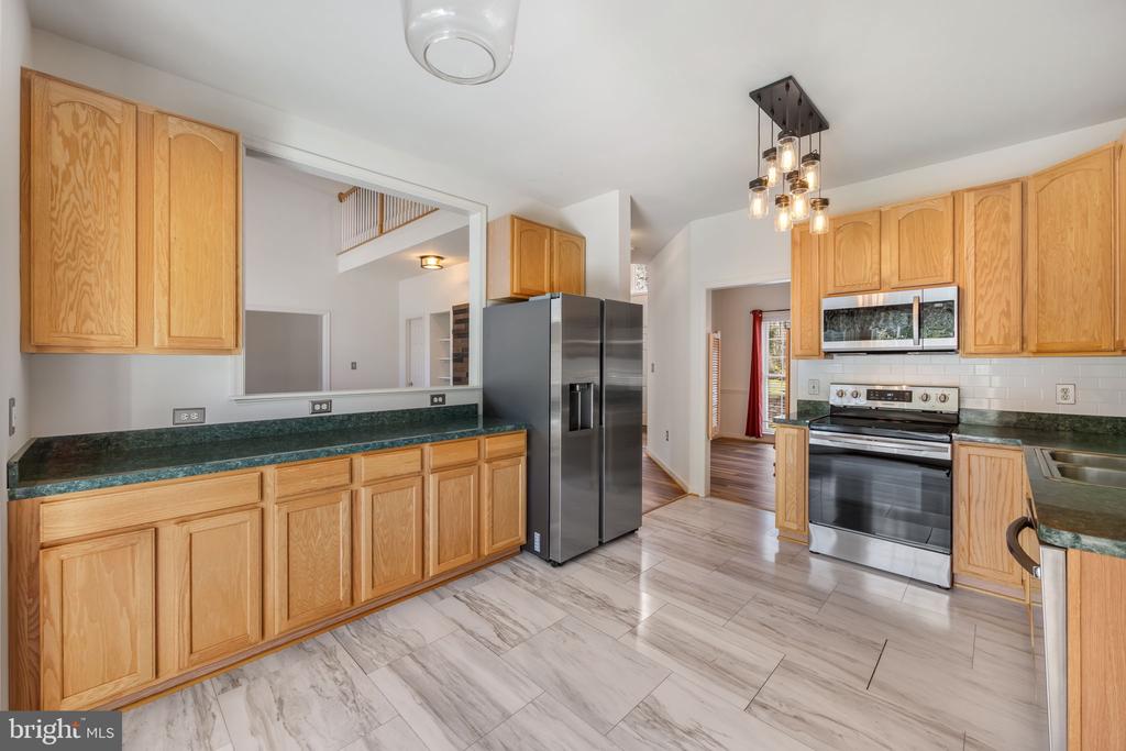 4318 BRIDLEPATH CT, FREDERICKSBURG, Virginia 22408, 4 Bedrooms Bedrooms, ,3 BathroomsBathrooms,Residential,4318 BRIDLEPATH CT,VASP2039854 MLS # VASP2039854