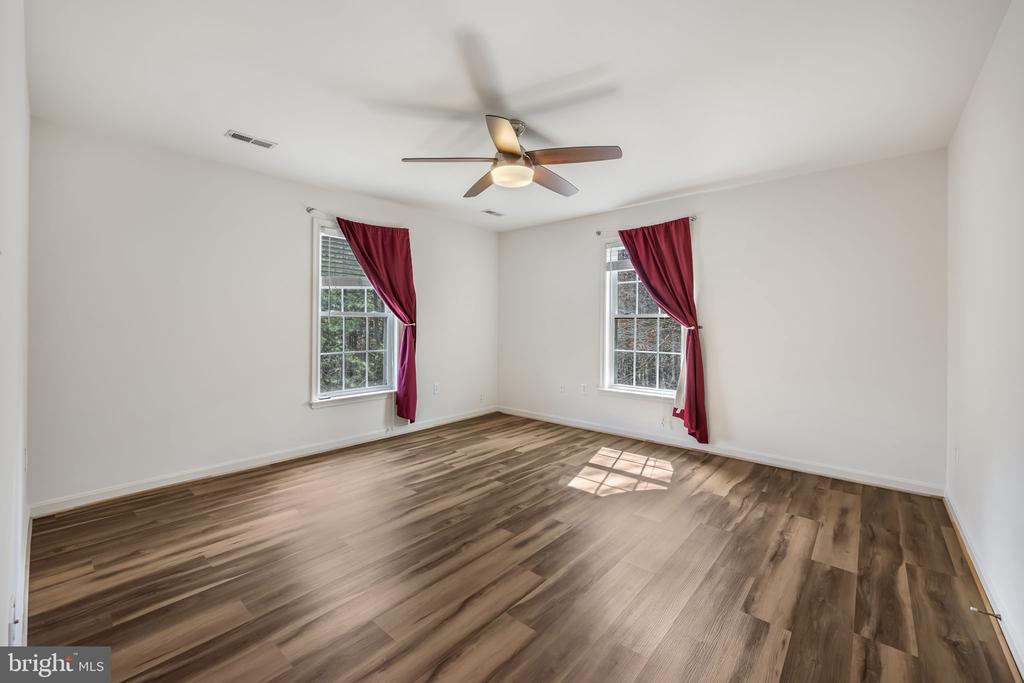 4318 BRIDLEPATH CT, FREDERICKSBURG, Virginia 22408, 4 Bedrooms Bedrooms, ,3 BathroomsBathrooms,Residential,4318 BRIDLEPATH CT,VASP2039854 MLS # VASP2039854