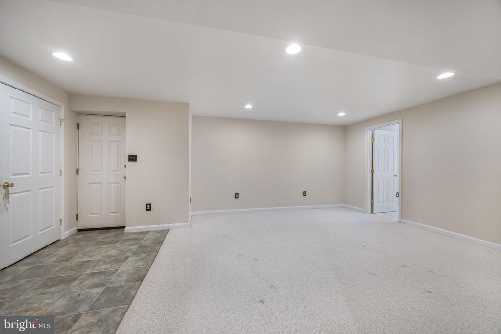 4318 BRIDLEPATH CT, FREDERICKSBURG, Virginia 22408, 4 Bedrooms Bedrooms, ,3 BathroomsBathrooms,Residential,4318 BRIDLEPATH CT,VASP2039854 MLS # VASP2039854