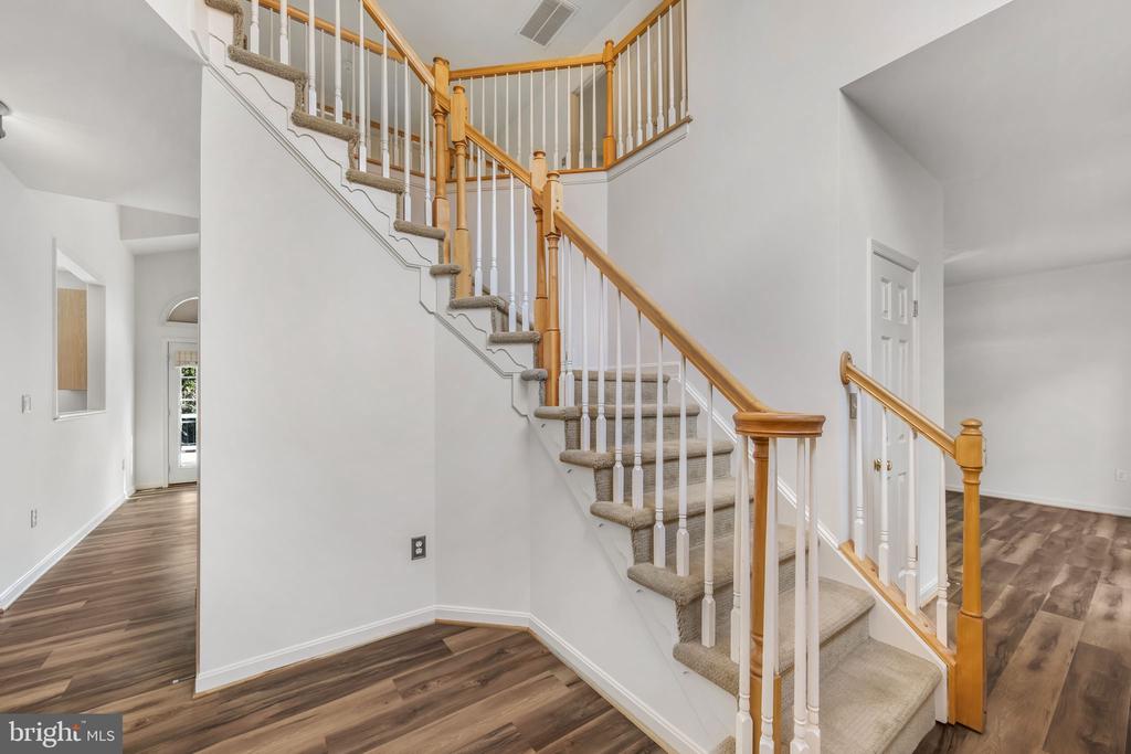 4318 BRIDLEPATH CT, FREDERICKSBURG, Virginia 22408, 4 Bedrooms Bedrooms, ,3 BathroomsBathrooms,Residential,4318 BRIDLEPATH CT,VASP2039854 MLS # VASP2039854