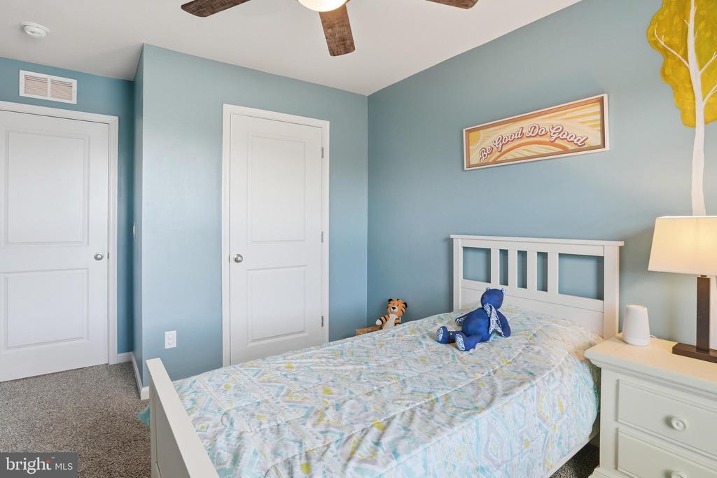 35623 PINE NEEDLE LN, LOCUST GROVE, Virginia 22508, 4 Bedrooms Bedrooms, ,2 BathroomsBathrooms,Residential,35623 PINE NEEDLE LN,VAOR2013562 MLS # VAOR2013562