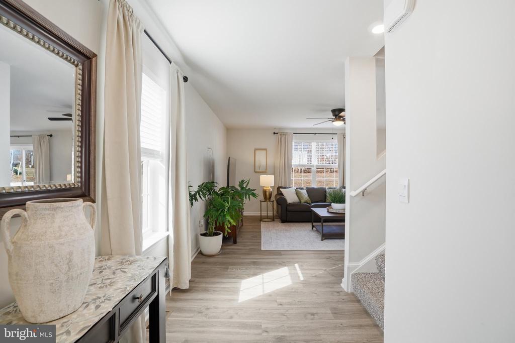 35623 PINE NEEDLE LN, LOCUST GROVE, Virginia 22508, 4 Bedrooms Bedrooms, ,2 BathroomsBathrooms,Residential,35623 PINE NEEDLE LN,VAOR2013562 MLS # VAOR2013562