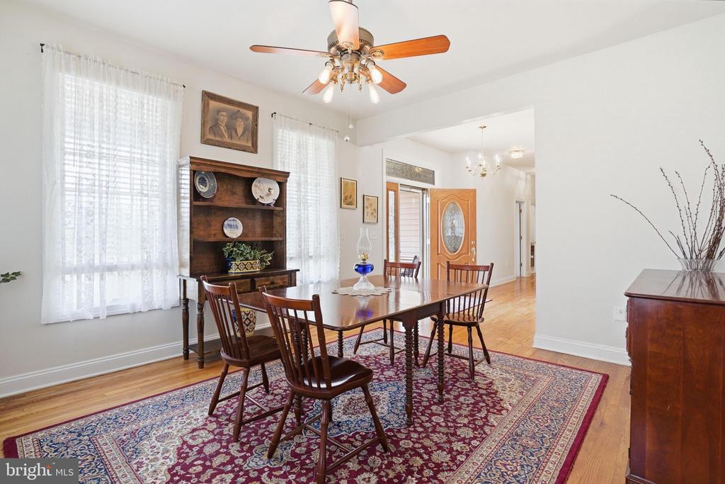 25 TARA WOODS DR, BUMPASS, Virginia 23024, 4 Bedrooms Bedrooms, ,3 BathroomsBathrooms,Residential,25 TARA WOODS DR,VALA2009472 MLS # VALA2009472