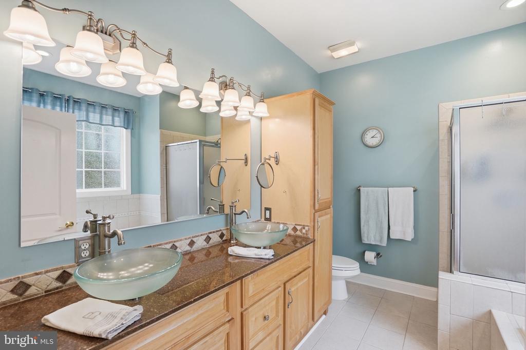 25 TARA WOODS DR, BUMPASS, Virginia 23024, 4 Bedrooms Bedrooms, ,3 BathroomsBathrooms,Residential,25 TARA WOODS DR,VALA2009472 MLS # VALA2009472