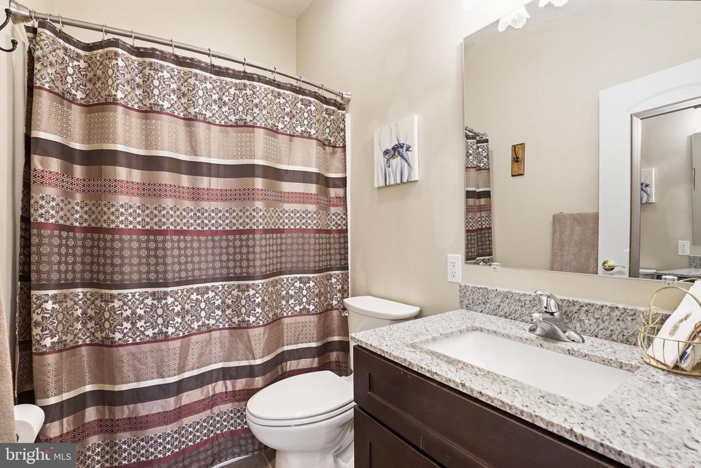 25 TARA WOODS DR, BUMPASS, Virginia 23024, 4 Bedrooms Bedrooms, ,3 BathroomsBathrooms,Residential,25 TARA WOODS DR,VALA2009472 MLS # VALA2009472