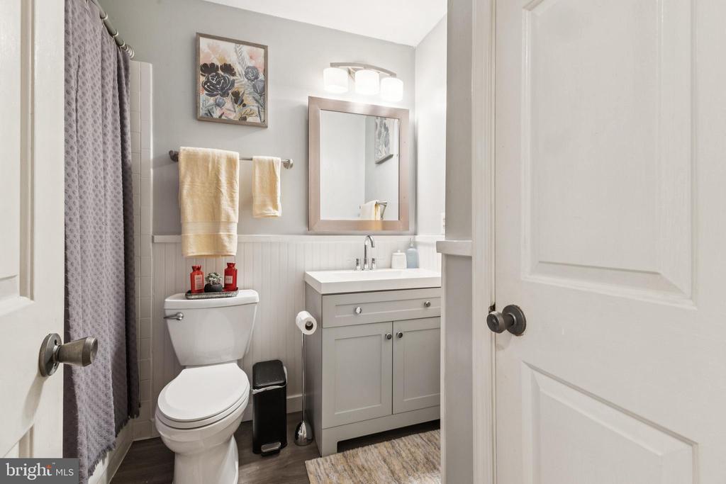 7041 PANORAMA CT, WARRENTON, Virginia, 4 Bedrooms Bedrooms, ,2 BathroomsBathrooms,Residential,7041 PANORAMA CT,VAFQ2020716 MLS # VAFQ2020716