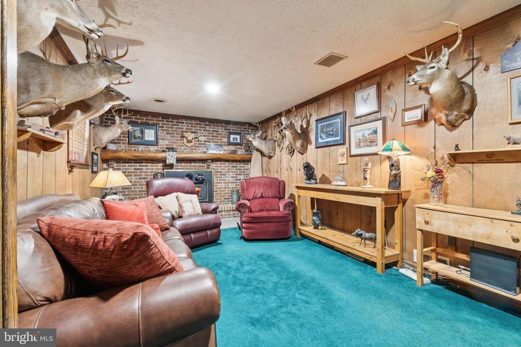 7041 PANORAMA CT, WARRENTON, Virginia, 4 Bedrooms Bedrooms, ,2 BathroomsBathrooms,Residential,7041 PANORAMA CT,VAFQ2020716 MLS # VAFQ2020716