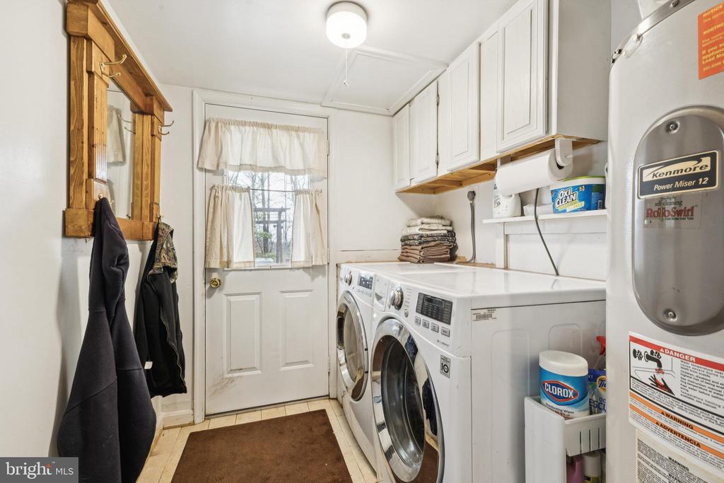 7041 PANORAMA CT, WARRENTON, Virginia, 4 Bedrooms Bedrooms, ,2 BathroomsBathrooms,Residential,7041 PANORAMA CT,VAFQ2020716 MLS # VAFQ2020716