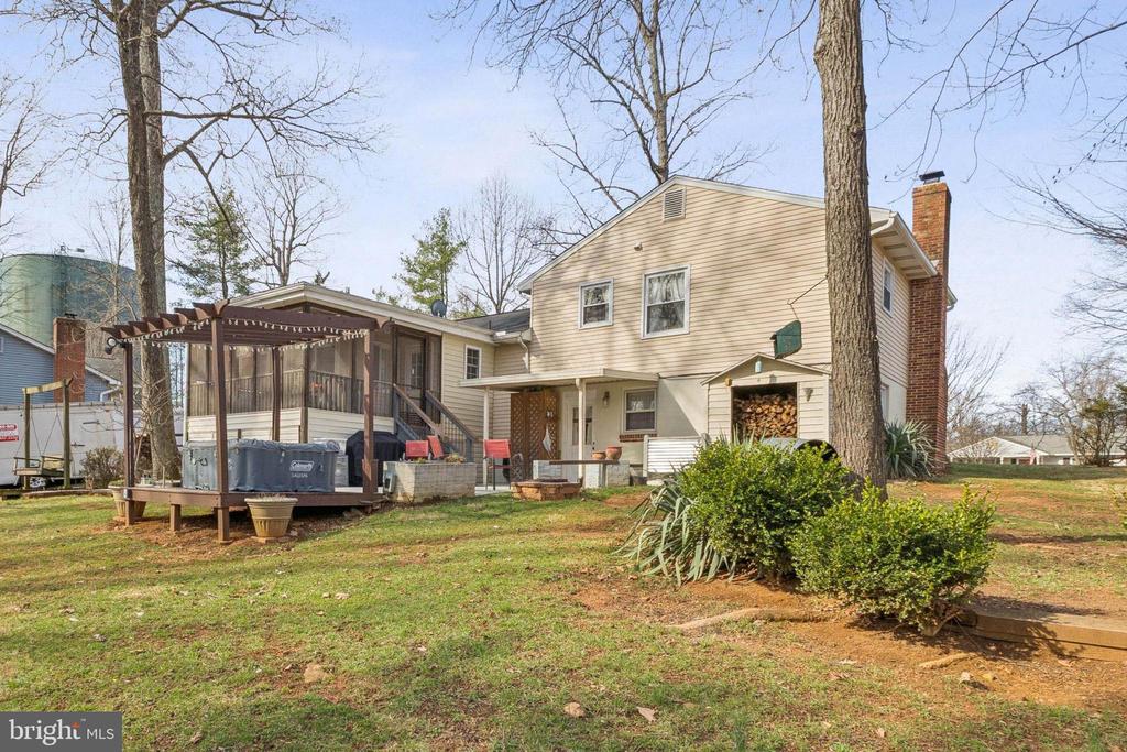 7041 PANORAMA CT, WARRENTON, Virginia, 4 Bedrooms Bedrooms, ,2 BathroomsBathrooms,Residential,7041 PANORAMA CT,VAFQ2020716 MLS # VAFQ2020716