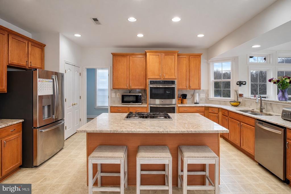 12504 SINGLE OAK RD, FREDERICKSBURG, Virginia 22407, 5 Bedrooms Bedrooms, ,3 BathroomsBathrooms,Residential,12504 SINGLE OAK RD,VASP2040158 MLS # VASP2040158 12504 SINGLE OAK RD, FREDERICKSBURG, Virginia 22407, 5 Bedrooms Bedrooms, ,3 BathroomsBathrooms,Residential,12504 SINGLE OAK RD,VASP2040158 MLS # VASP2040158