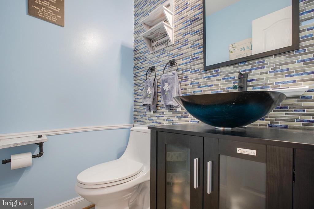 12504 SINGLE OAK RD, FREDERICKSBURG, Virginia 22407, 5 Bedrooms Bedrooms, ,3 BathroomsBathrooms,Residential,12504 SINGLE OAK RD,VASP2040158 MLS # VASP2040158 12504 SINGLE OAK RD, FREDERICKSBURG, Virginia 22407, 5 Bedrooms Bedrooms, ,3 BathroomsBathrooms,Residential,12504 SINGLE OAK RD,VASP2040158 MLS # VASP2040158