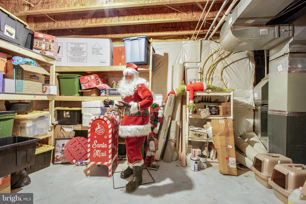 12504 SINGLE OAK RD, FREDERICKSBURG, Virginia 22407, 5 Bedrooms Bedrooms, ,3 BathroomsBathrooms,Residential,12504 SINGLE OAK RD,VASP2040158 MLS # VASP2040158 12504 SINGLE OAK RD, FREDERICKSBURG, Virginia 22407, 5 Bedrooms Bedrooms, ,3 BathroomsBathrooms,Residential,12504 SINGLE OAK RD,VASP2040158 MLS # VASP2040158