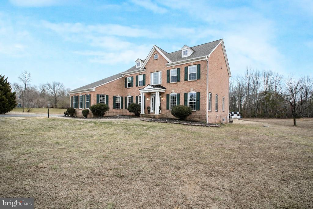 12504 SINGLE OAK RD, FREDERICKSBURG, Virginia 22407, 5 Bedrooms Bedrooms, ,3 BathroomsBathrooms,Residential,12504 SINGLE OAK RD,VASP2040158 MLS # VASP2040158 12504 SINGLE OAK RD, FREDERICKSBURG, Virginia 22407, 5 Bedrooms Bedrooms, ,3 BathroomsBathrooms,Residential,12504 SINGLE OAK RD,VASP2040158 MLS # VASP2040158
