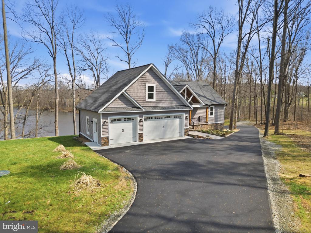 1691 BUCKNERS LN, MINERAL, Virginia 23117, 4 Bedrooms Bedrooms, ,5 BathroomsBathrooms,Residential,1691 BUCKNERS LN,VALA2009480 MLS # VALA2009480